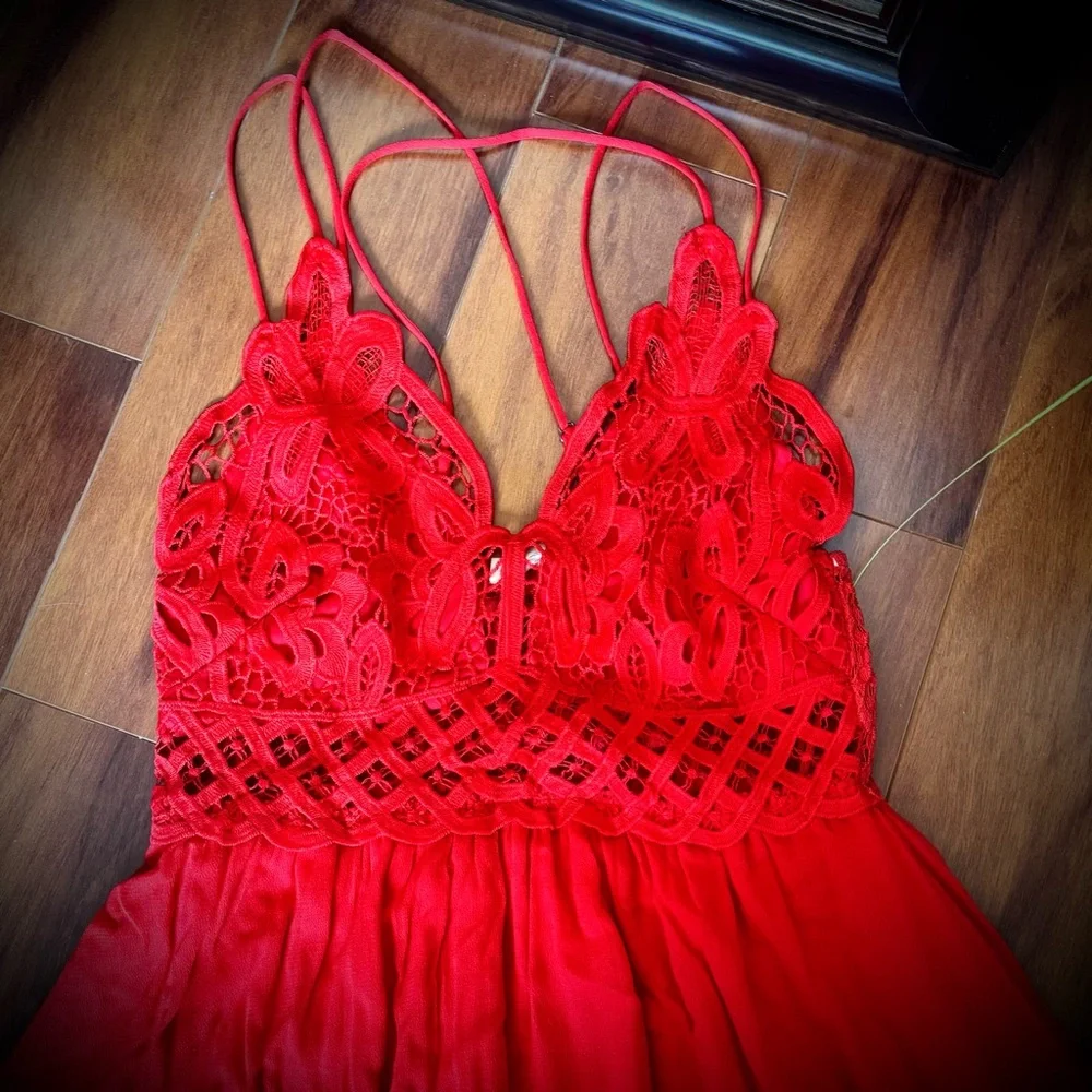 Southern Fried Chics Flirty Flare Lace Cutout Strappy Elegant Vibrant Red Dress - Picture 8 of 10